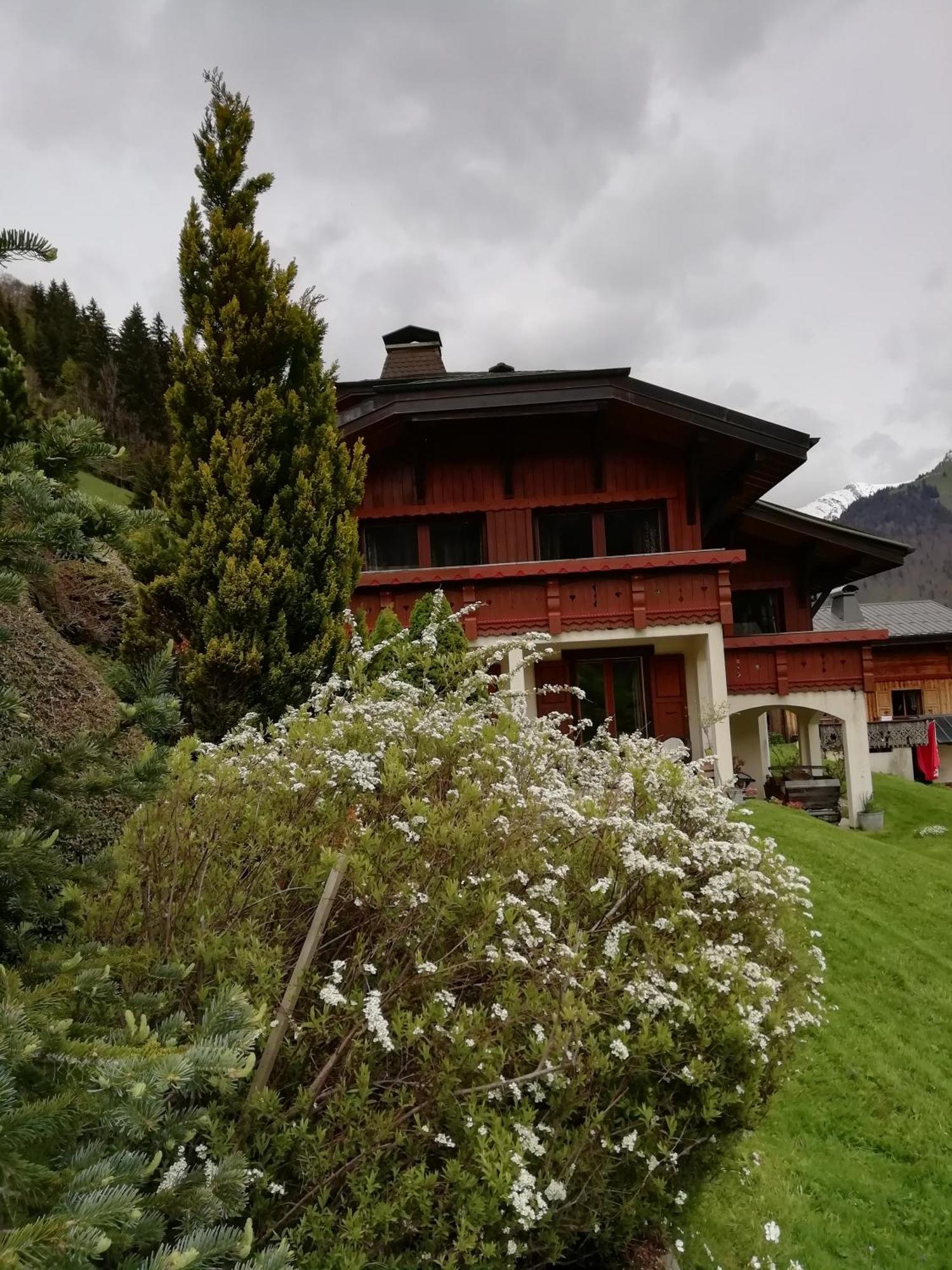 Chambres En Chalet Petit Dejeuner Inclus La Cote d'Arbroz Exterior foto